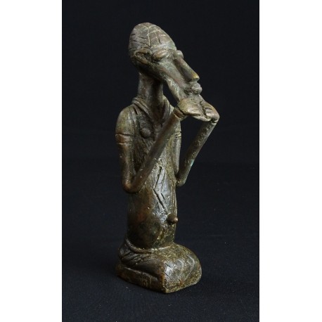 Art tribal Bronze africain homme Dogon assis