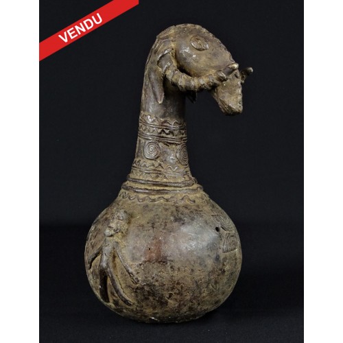 Art tribal bronze africain Vase d'autel zoomorphe Dogon